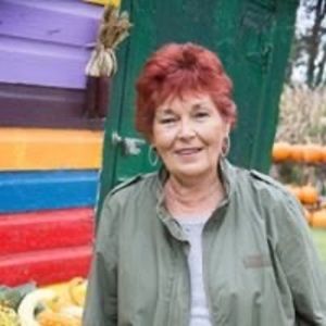 Meet your Posher, Lyn